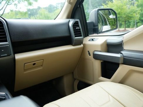 Used 2019 Ford F150 XLT w/ Equipment Group 302A Luxury image 26