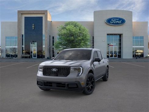 New 2025 Ford Maverick Lariat w/ Black Appearance Package image 2