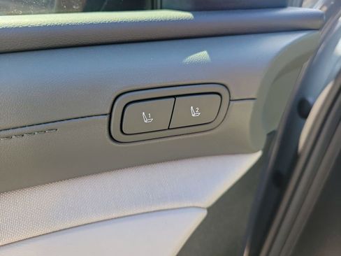 New 2026 Hyundai Tucson Limited image 16