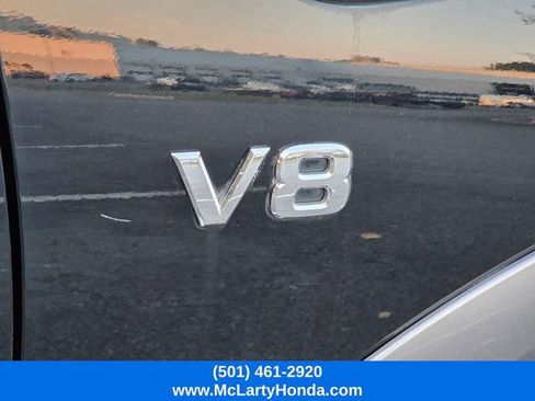 Used 2018 Nissan Armada Platinum w/ Captain Seat Package RWD image 10
