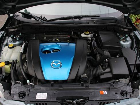 Used 2012 MAZDA MAZDA3 i Touring image 18