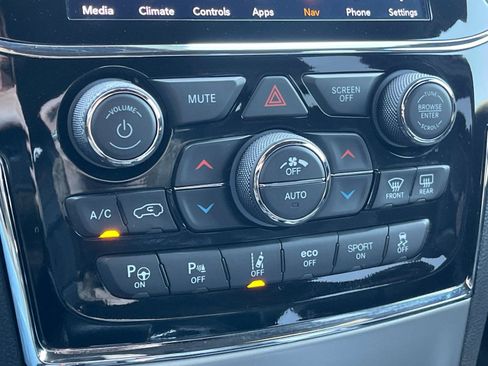 Used 2019 Jeep Grand Cherokee Trailhawk w/ Trailhawk Luxury Group image 24