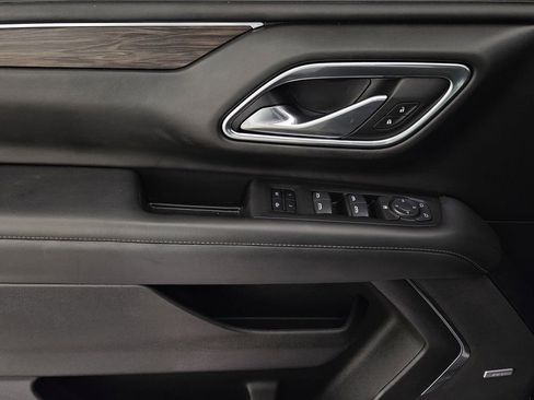 Used 2022 Chevrolet Tahoe Z71 image 23