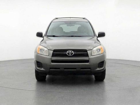Used 2011 Toyota RAV4 image 3