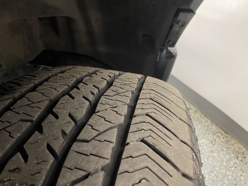 Used 2024 Ford F150 Platinum w/ Equipment Group 702A High image 35