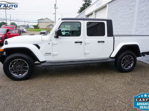 Used 2020 Jeep Gladiator Overland AWD/4WD image 4