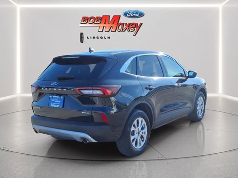 Used 2023 Ford Escape Active AWD/4WD image 4