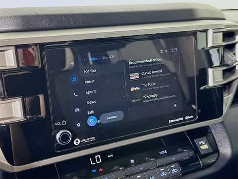 Used 2024 Toyota Tundra SR5 image 29