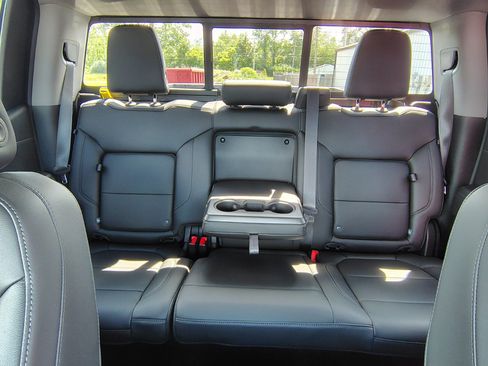 Used 2020 Chevrolet Silverado 1500 LT w/ All-Star Edition AWD/4WD image 24