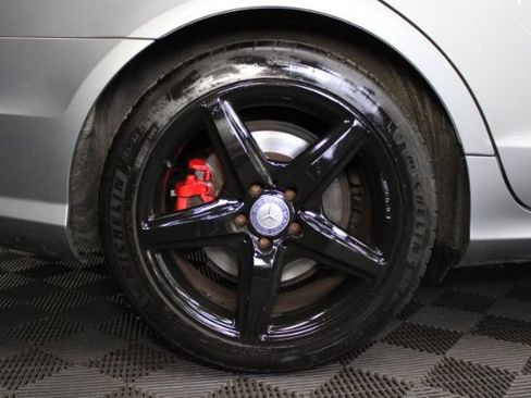 Used 2012 Mercedes-Benz CLS 550 4MATIC image 6
