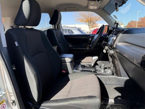 Used 2019 Toyota 4Runner TRD Off-Road image 27