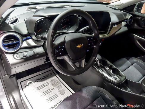 Used 2024 Chevrolet Trax LS w/ Driver Confidence Package image 14