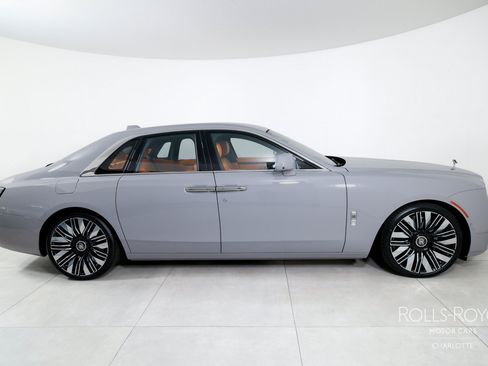 New 2027 Rolls-Royce Ghost AWD/4WD image 10
