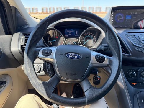 Used 2015 Ford Escape SE image 5