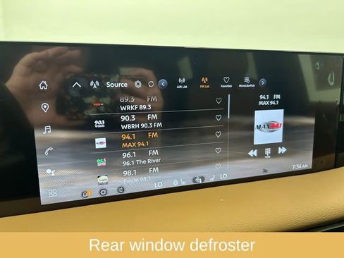 Used 2025 Nissan Armada SL w/ Captain's Chari Seat Package image 36