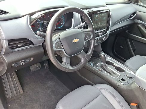 Certified 2018 Chevrolet Traverse Premier AWD/4WD image 16