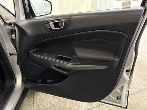 Used 2018 Ford EcoSport SE FWD image 26
