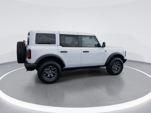 New 2025 Ford Bronco Badlands image 8