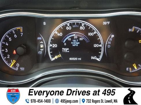 Used 2022 Jeep Grand Cherokee Laredo E AWD/4WD image 17