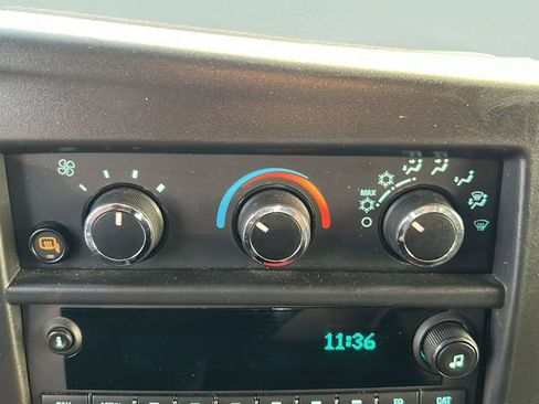 Used 2024 Chevrolet Express 2500 w/ Driver Convenience Package RWD image 15