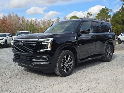 New 2026 Nissan Armada SL w/ Captain's Chari Seat Package image 4