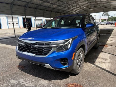 Used 2024 Kia Seltos S FWD image 3