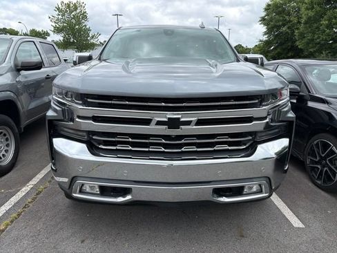 Used 2019 Chevrolet Silverado 1500 LTZ AWD/4WD image 2