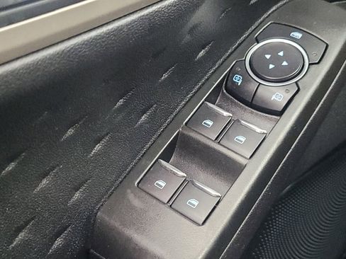 Used 2020 Ford Escape SE FWD image 27