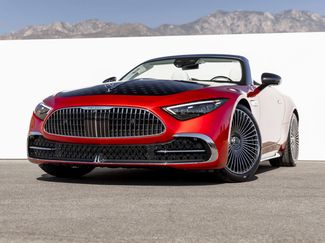 New 2026 Mercedes-Benz Maybach SL 680 video 1