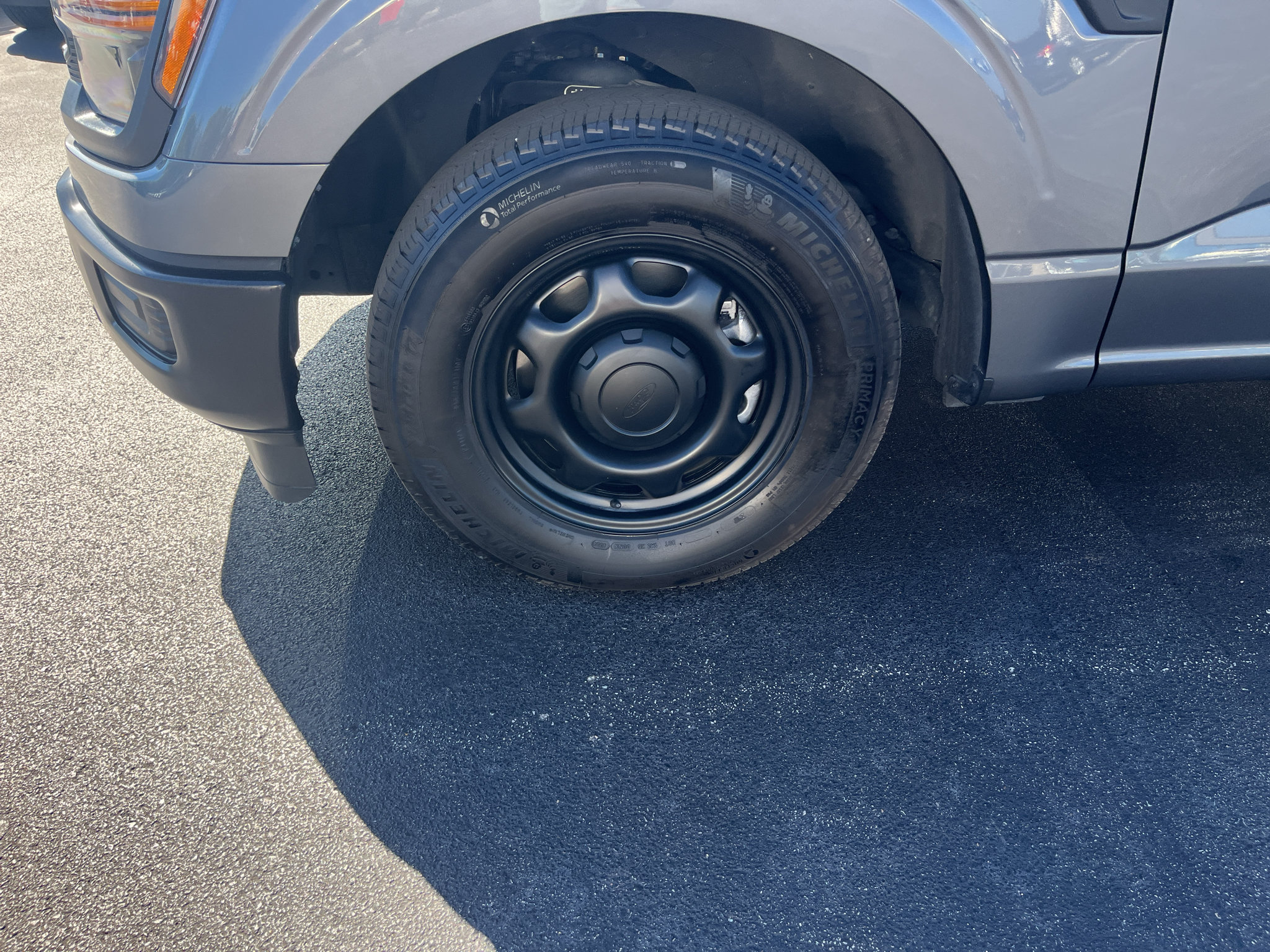 Used 2024 Ford F150 XL RWD image 11
