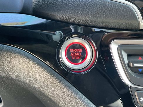 Certified 2023 Honda Ridgeline Black Edition image 13