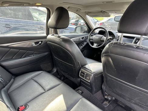 Used 2015 INFINITI Q50 Premium w/ Navigation Package image 23