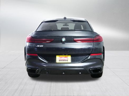 Used 2022 BMW X6 xDrive40i w/ M Sport Package image 6