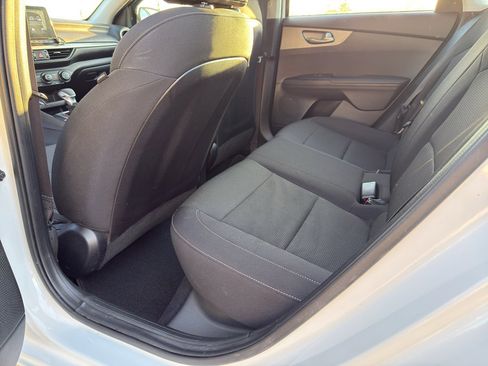 Used 2020 Kia Forte LXS image 14