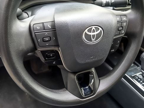 Certified 2025 Toyota Camry LE FWD image 11
