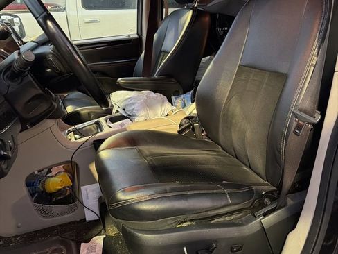 Used 2018 Dodge Grand Caravan SXT image 5