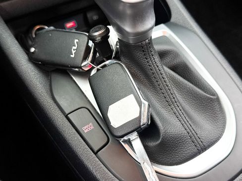 Used 2024 Kia Forte LXS w/ LXS Technology Package image 36