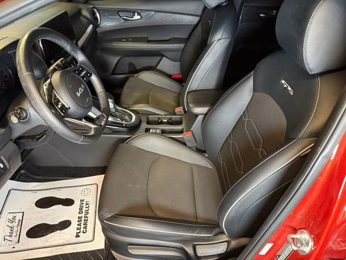 Used 2023 Kia Forte GT-Line w/ GT-Line Premium Package image 22