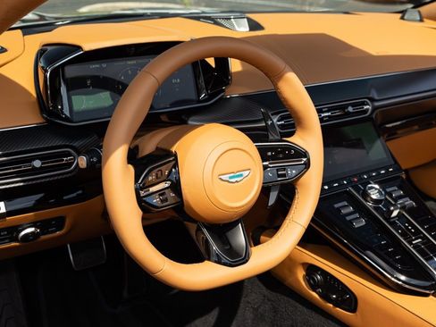 New 2026 Aston Martin V8 Vantage Convertible image 22