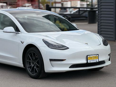 Used 2019 Tesla Model 3 Long Range RWD image 8