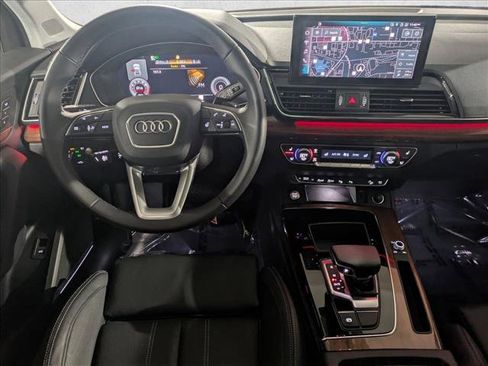 Certified 2023 Audi Q5 2.0T Prestige w/ Prestige Package image 18