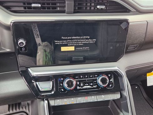 New 2026 GMC Sierra 1500 Denali w/ Denali Reserve Package image 17