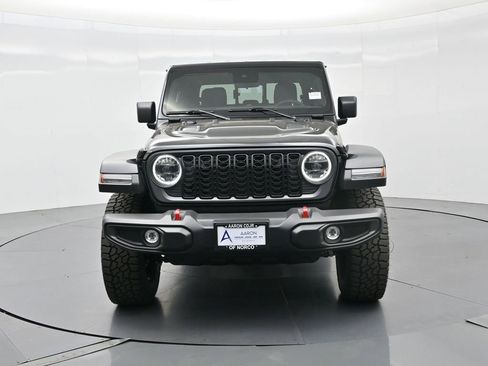 New 2025 Jeep Gladiator Rubicon w/ Convenience Group image 3