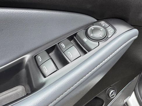 Used 2021 Buick Enclave Essence w/ Sound and Sites Package image 26