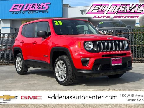 Used 2023 Jeep Renegade Latitude AWD/4WD image 1