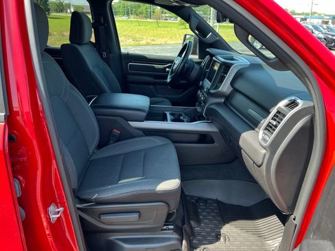 Used 2021 RAM 1500 Big Horn AWD/4WD image 32