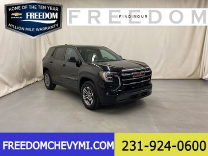 Used 2025 GMC Terrain Elevation
