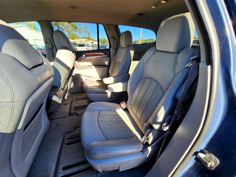 Used 2012 Buick Enclave Leather image 18