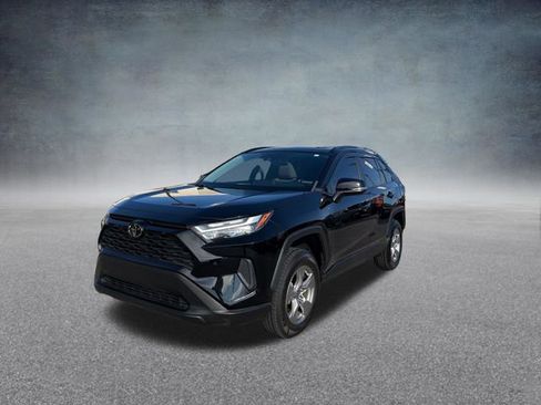 Used 2022 Toyota RAV4 XLE w/ Convenience Package image 14