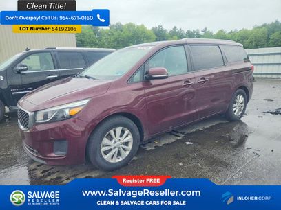 Used 2017 Kia Sedona LX w/ LX Essentials Premium Package